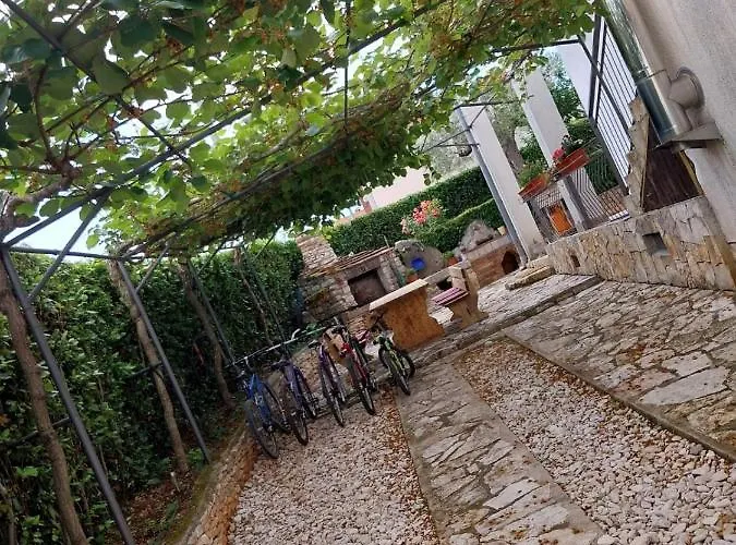 Tina * Rovinj